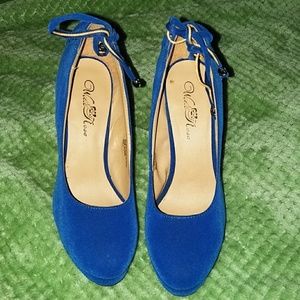 Size 7 Wild Rose heels